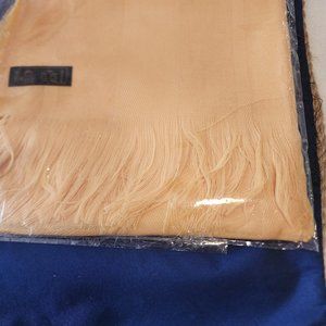 NEW FASHIONABLE LARGE 100% FINE VIRGIN  WOOL YELLOW ITALIAN SCARF